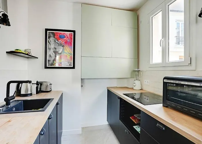Beau T2 Avec Balcon Montmartre Apartament Paryż